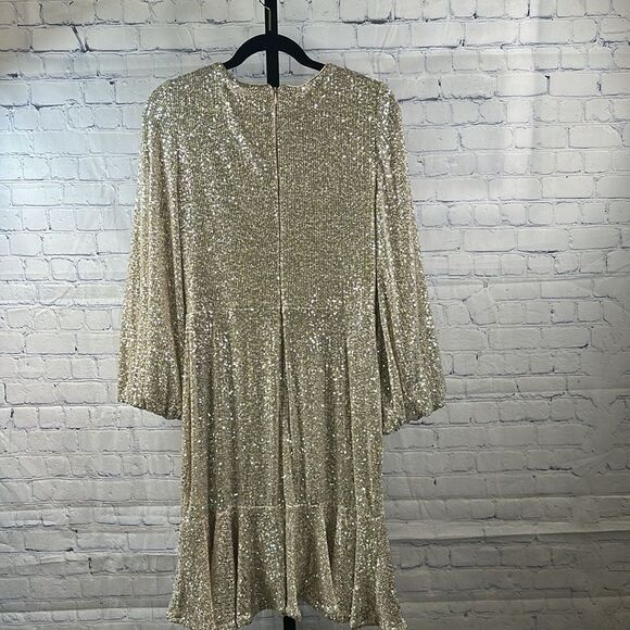 ✨ Eliza J Sequin Wrap Dress - Silver, Size 12 (NWT) - Picture 7 of 7